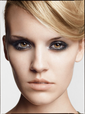 photo 18 in Maggie Grace gallery [id64919] -0001-11-30 00:00:00